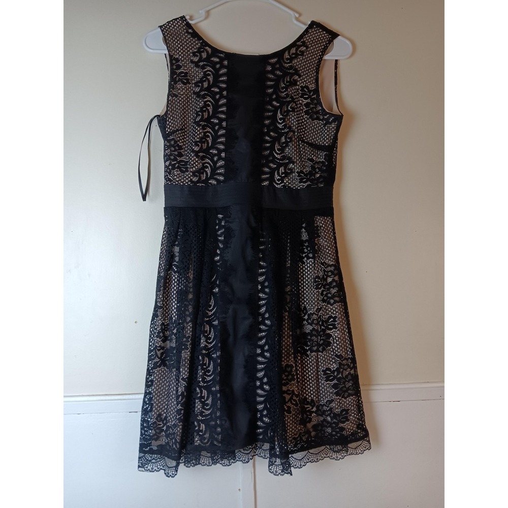 Miami Dress Womens Small Black Floral Lace Fit & Flare Party Cocktail Lined